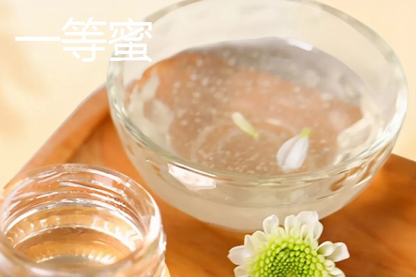 哪种颜色的蜂蜜最好,以水白色蜂蜜为宜