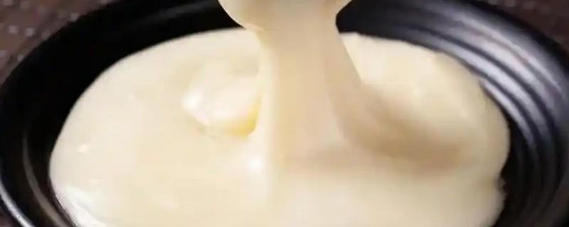 椴树蜜结晶状态，呈乳白色或乳黄色油脂状